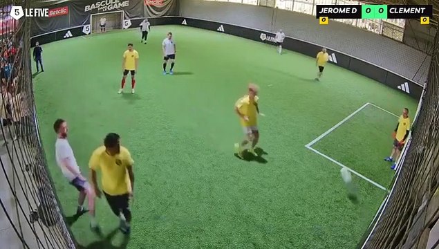 Jerome Darras - Clement Foussadier 11/05 à 14:44 - Football Terrain 3 (LeFive Pau)