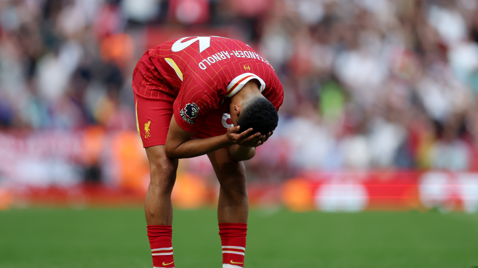 Alexander-Arnold booed as Liverpool and Arsenal play out thrilling draw