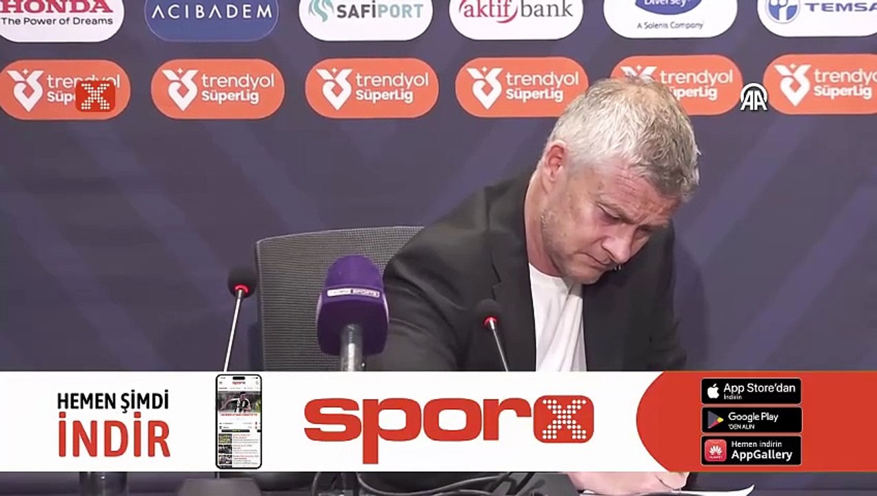 Solskjaer: "Kalanlar ve gidenler olacak"