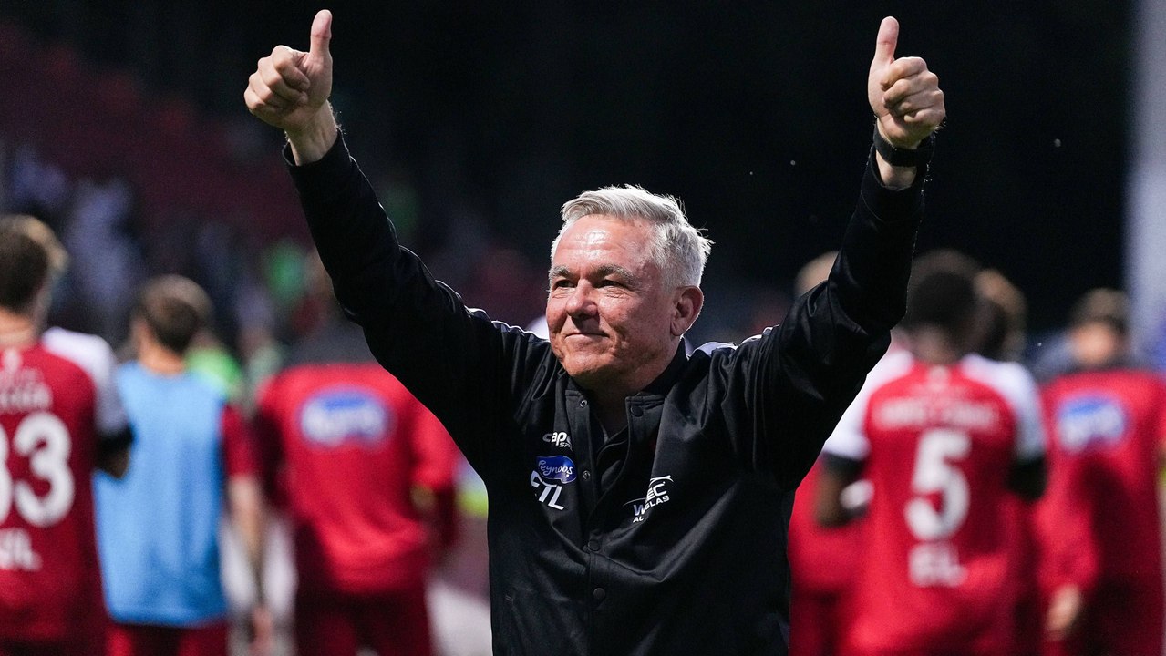 Bei Janßen-Abschied: Lobinger und El Mala treffen zum 2:0-Sieg