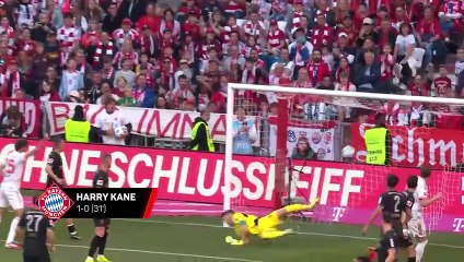 Muller bids Munich farewell as Bayern celebrate title