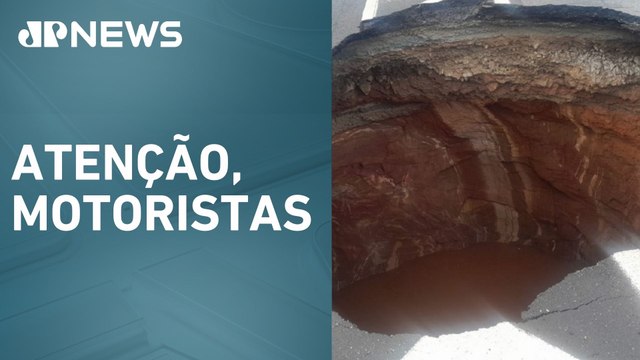 Cratera reabre duas vezes no mesmo ponto da Marginal Tietê