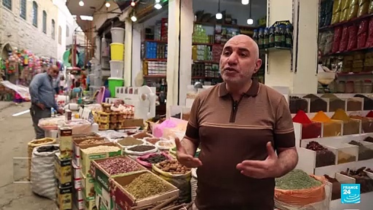 Residentes celebran el renacer de Mosul en medi...