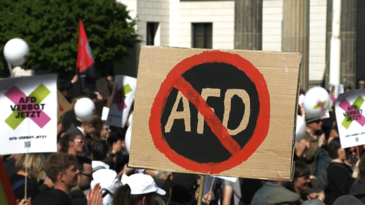 Bundesweite Demonstrationen für ein AfD-Verbotsverfahren
