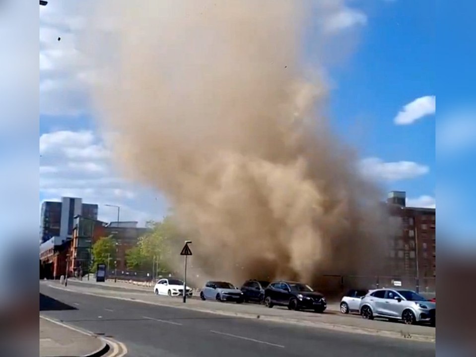30 Meter hoher Staubteufel fegt durch Manchester
