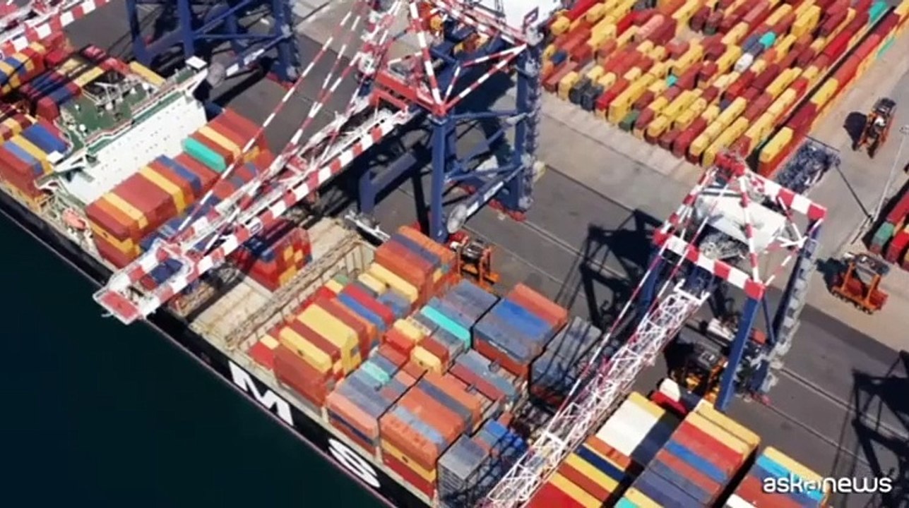 Trovato accordo Cina-Usa: pausa di 90 giorni e dazi giù del 115%