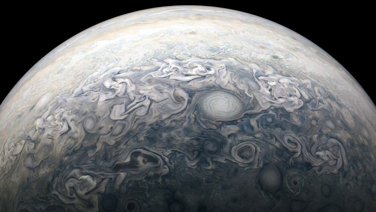 Stunning new images of Jupiter show vast swirling clouds