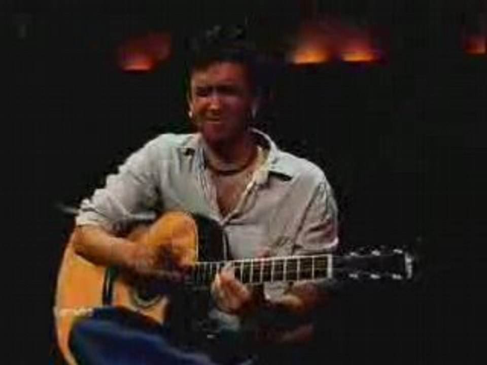 Acoustic Guitar Drifting (Amazing)