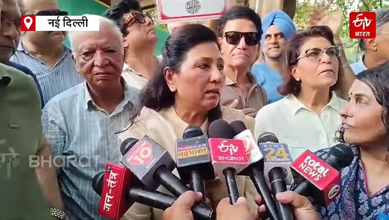 ग्रेटर कैलाश में 400 बेड के अस्पताल निर्माण के विरोध में सड़क पर उतरे लोग, सौरभ भारद्वाज भी हुए शामिल