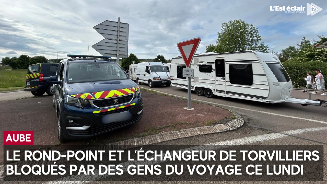 Bloqués par des gens du voyage, le rond-point et l’échangeur de Torvilliers ont été rouverts