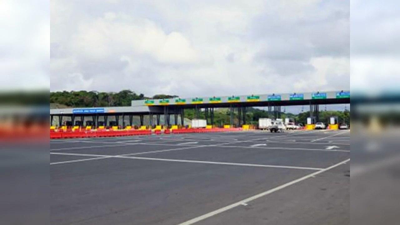 Villa Altagracia paralizada por aumento del peaje
