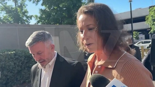 Menendez Family Enters Court