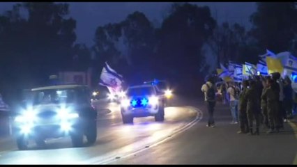 Il soldato israelo-americano liberato è arrivato in Israele