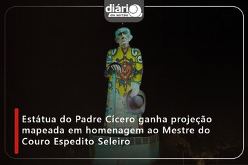 Estátua do Padre Cícero ganha projeção mapeada em homenagem ao Mestre do Couro Espedito Seleiro