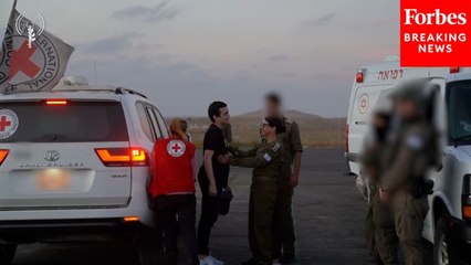 Watch The Moment Edan Alexander Is Transferred From The Red Cross To The IDF Following His Release