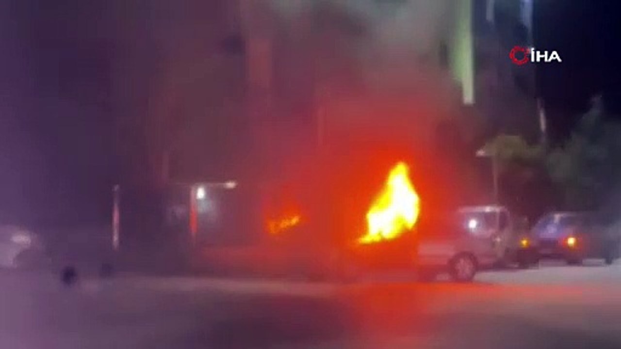 Ankara’da seyir halindeki otomobil alev topuna döndü