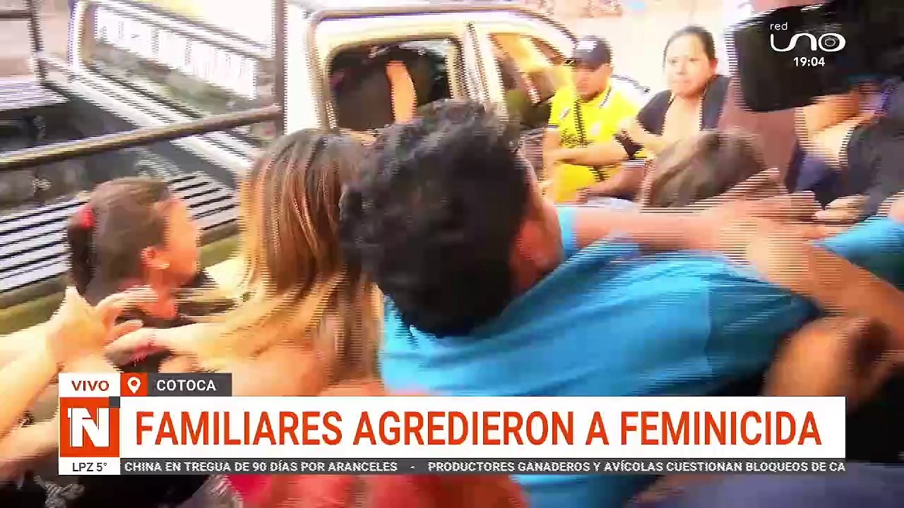 golpean a feminicida