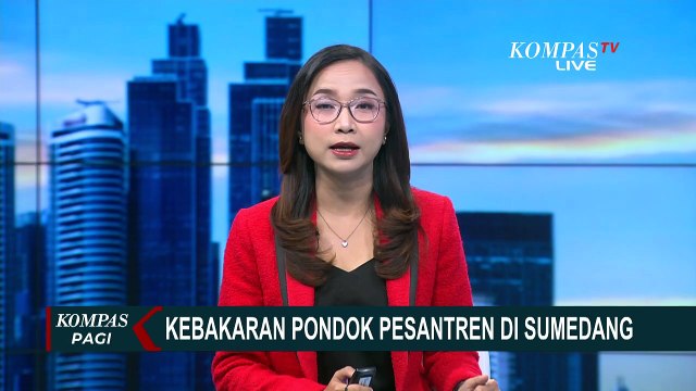 Kebakaran Pondok Pesantren di Cimalaka Sumedang, Santri dan Warga Berjuang Padamkan Api