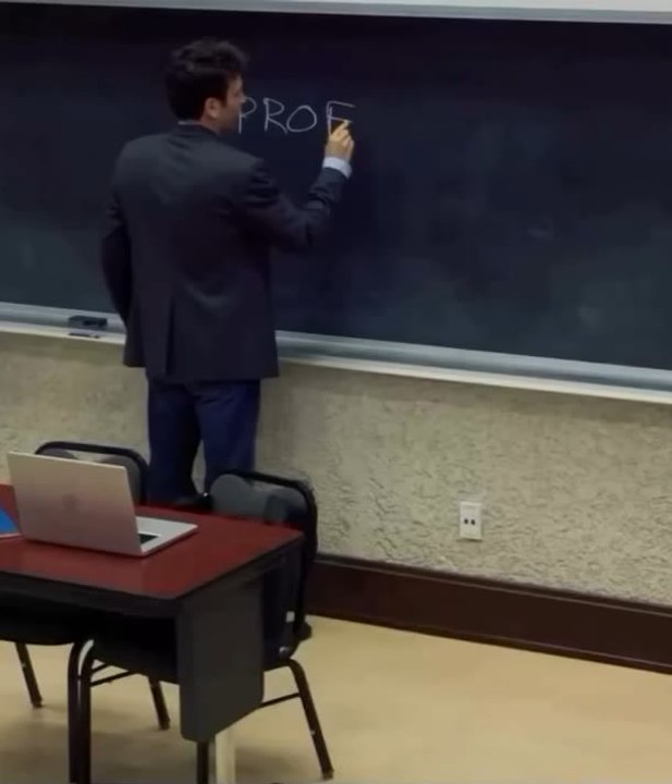 Professor's Favourite Student 😂