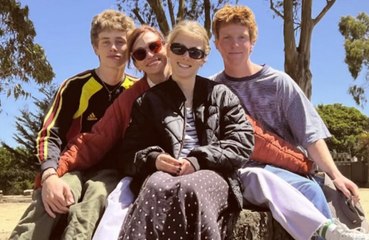 Julia Roberts has posed for an ultra-rare photo with all three of her children