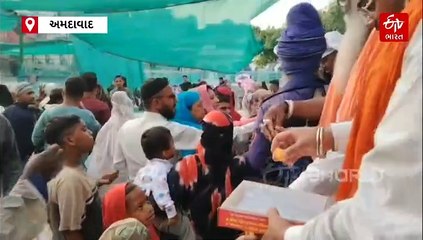 કોમી એકતાનું ઉત્તમ ઉદાહરણ: યુદ્ધ વિરામ પર હિન્દુ, મુસ્લિમ અને શીખ ધર્મના આગેવાનોએ મીઠાઈ વહેંચી