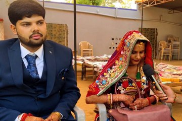 ऊंट गाड़ी पर सवार होकर डॉक्टर निकला दुल्हनियां लेने