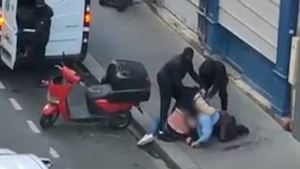 Un enlèvement surréaliste en plein Paris déjoué avec un extincteur
