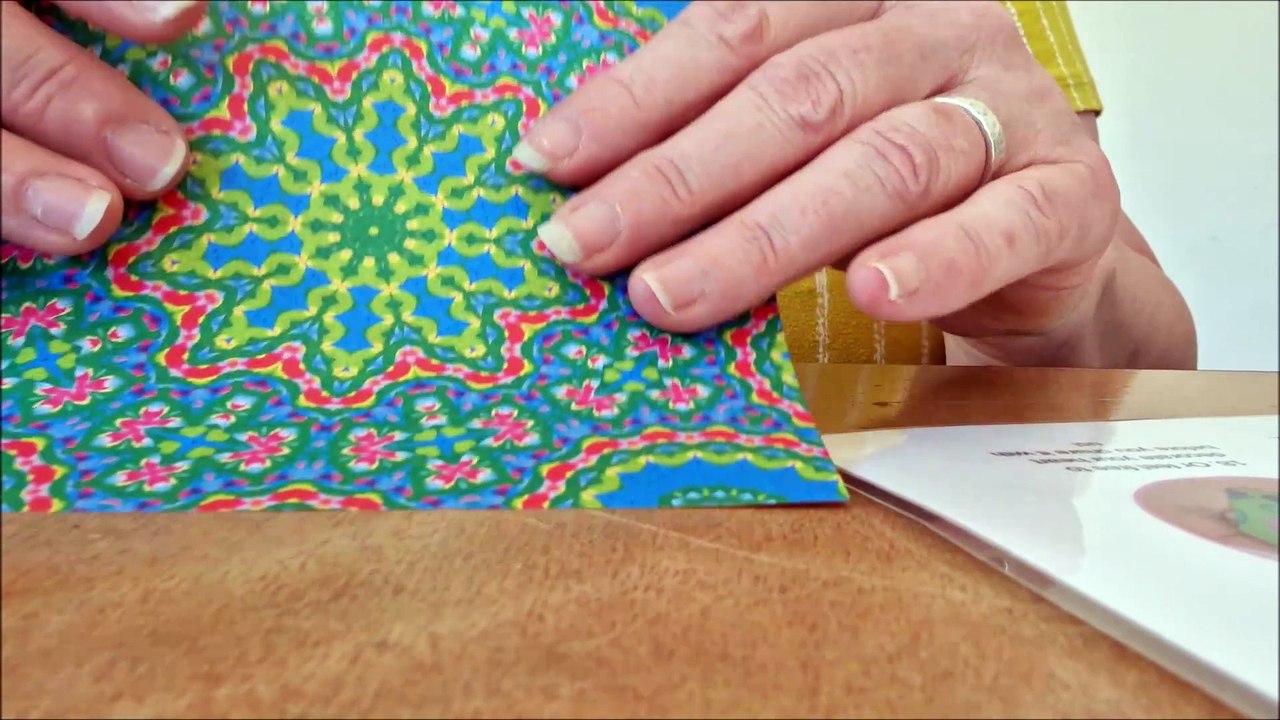 How to fold a paper heart - Elaine Hammond at an origami workshop with Femigami founder Emily Kenneally