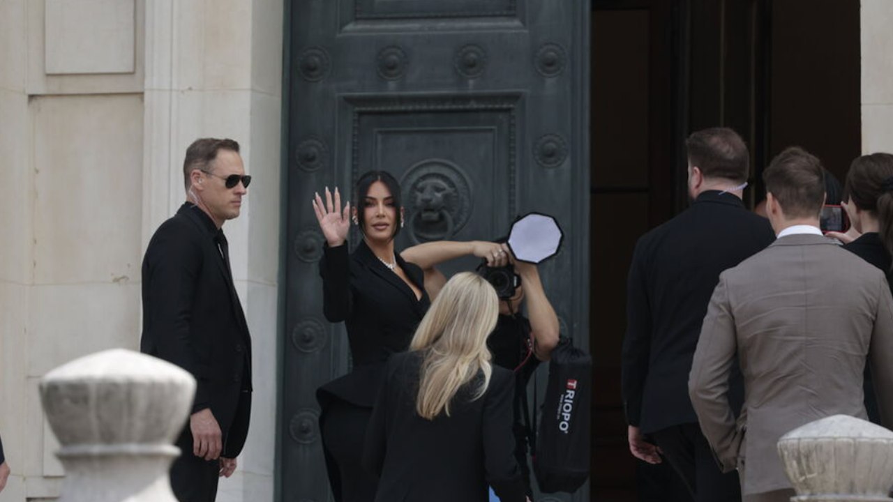 Braquage de Kim Kardashian : la star américaine veut dire sa «vérité» au procès