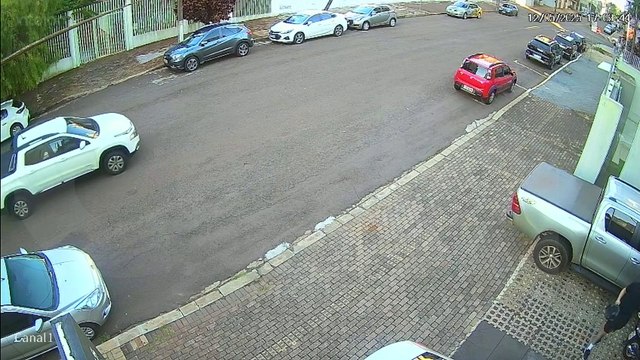 Corsa de placas CIX-9B45 é furtado no Centro de Cascavel