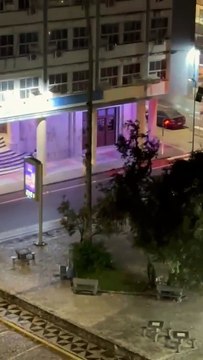 Homens em situação de rua são agredidos por policiais no Centro de Florianópolis