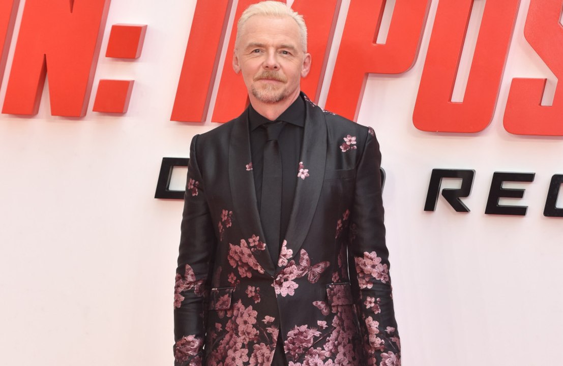 Simon pegg: 'mission: impossible' bewahrte ihn vor 'selbstzerstörerischen' kämpfen