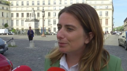 Marine Tondelier et son groupe ont présenté leur plan d'urgence à l'enfance