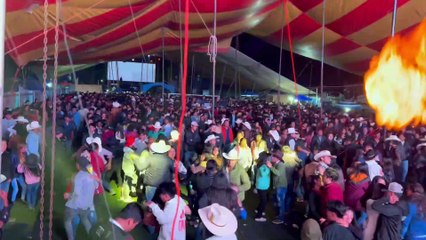 EL CONDOR PASA- Grupo Soberano de Tierra Mixteca (En Vivo)