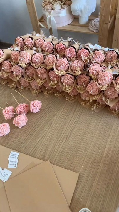 DIY Wedding Favors via: @mariachristinaartsDiscover creative and budget-friendly DIY wedding favor ideas that add a personal and charming touch to any celebration. These simple and elegant favors are perfect for making your guests feel special.