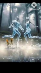 पानी से बनी आकृति, जल की मूर्ति,