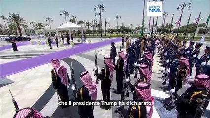 Trump in Arabia Saudita fa affari: accordo da 142 miliardi per la vendita di armi