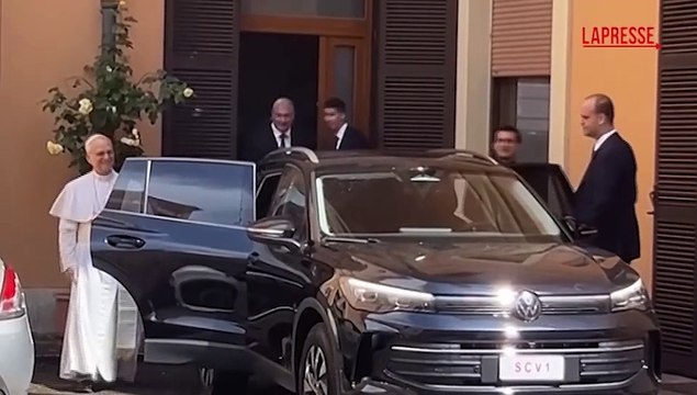 Papa Leone XIV in visita agli agostiniani: Una grande sorpresa, ci ha fatto sentire fratelli