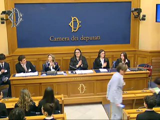 Roma - Dalle aule alle istituzioni: alleanza educativa e consapevolezza emotiva per il contrasto alla violenza di genere - Conferenza stampa di Stefania Ascari (13.05.25)