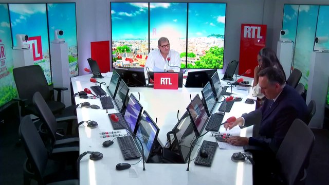 LICENCIEMENTS - Thierry Cozic, est l'invité de Yves Calvi