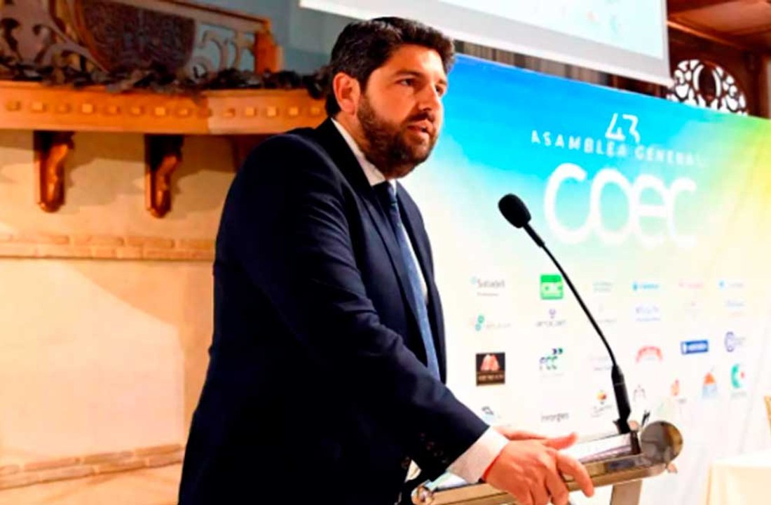 López Miras desafía al Congreso