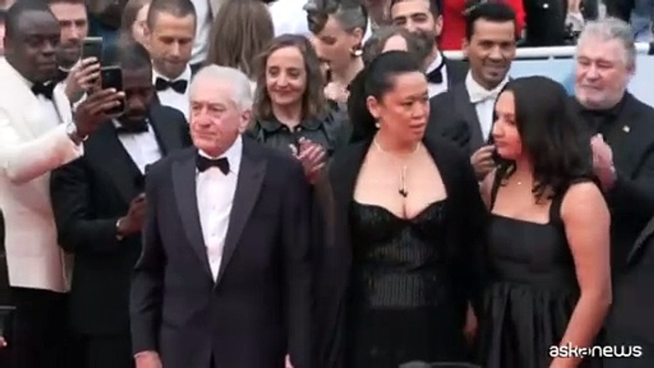 Robert De Niro alla cerimonia d'apertura del festival di Cannes