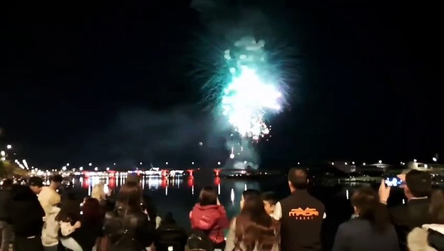 Olbia festeggia San Simplicio: in migliaia sul lungomare per lo spettacolo dei fuochi d'artificio