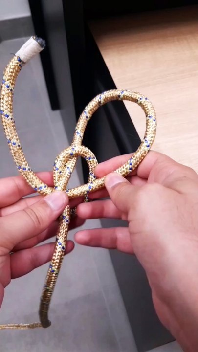 How to tie the perfect knot | Magic Knots