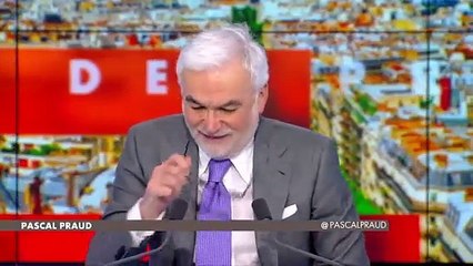 Interview d'Emmanuel Macron : Pascal Praud note «le déni et l'impuissance» du président de la République