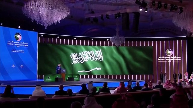 Trump announces lifting of sanctions on Syria