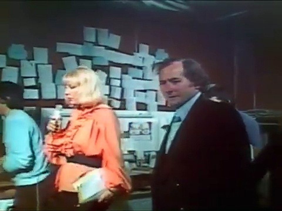 Johnny Hallyday – Interview exclusive au Palais des Sports (C’est à Dire – 29 Septembre 1976)