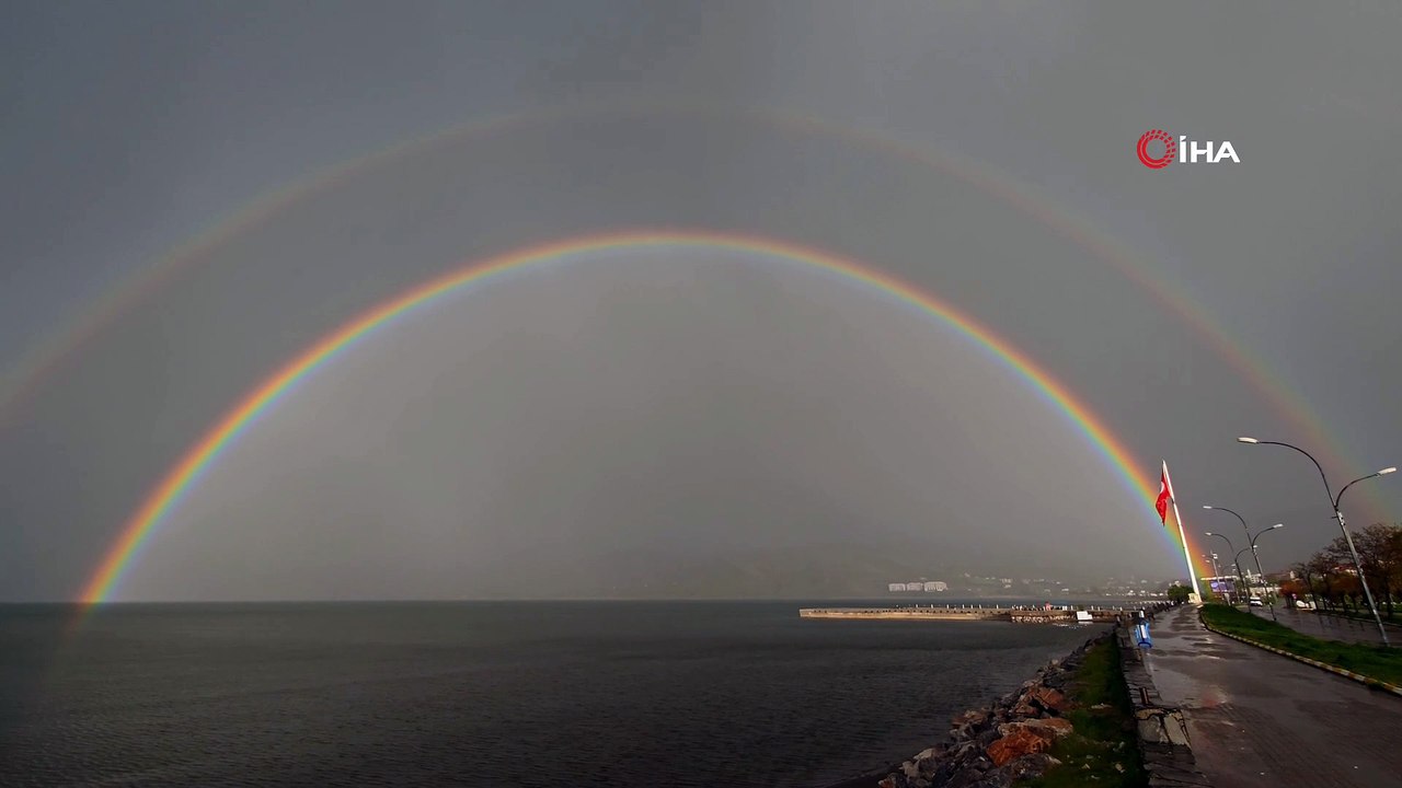 Van Gölü üzerinde gökkuşağı! Muhteşem manzaralar