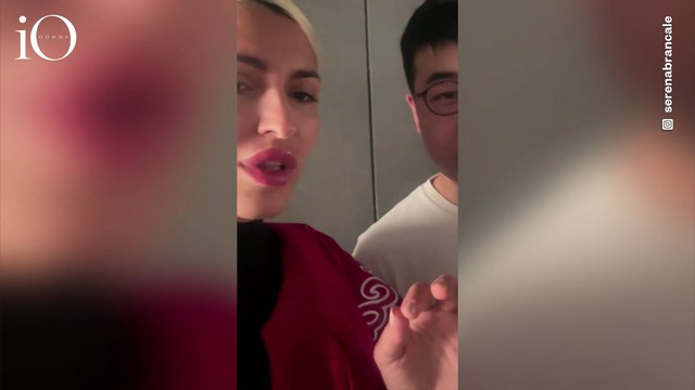 Serena Brancale conquista Pechino con una lezione di barese: fan cinesi alle prese con «scìamanin»