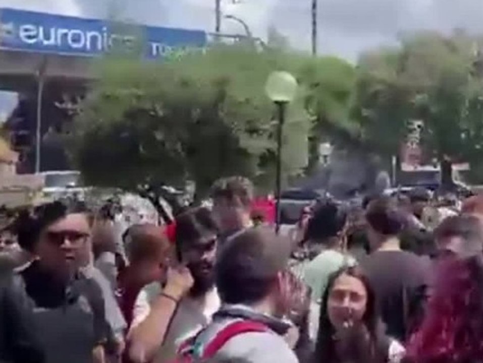 Panik und Angst: Erdbeben bei Supervulkan erschüttert Neapel